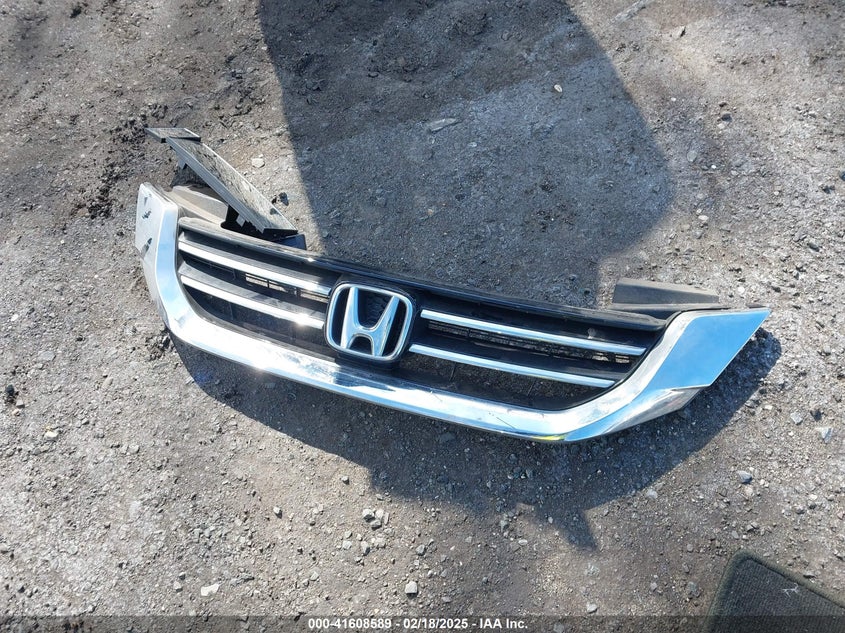 2015 HONDA ACCORD VIN: 1HGCR3F89FA028787