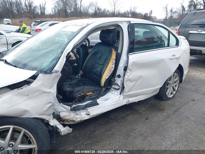 2011 FORD FUSION VIN: 3FAHP0JA6BR182270
