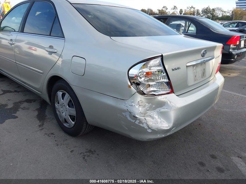 2003 Toyota Camry Le VIN: 4T1BE32K93U690995 Lot: 41608775