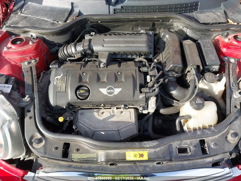 2012 MINI COOPER VIN: WMWSU3C55CT541177
