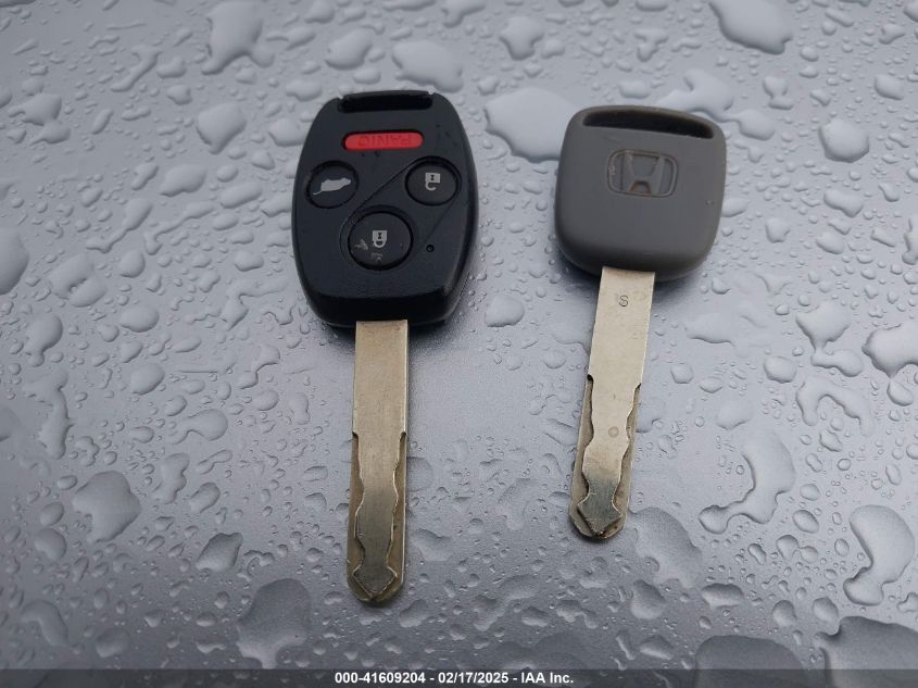 2011 Honda Pilot Touring VIN: 5FNYF4H9XBB052820 Lot: 41609204