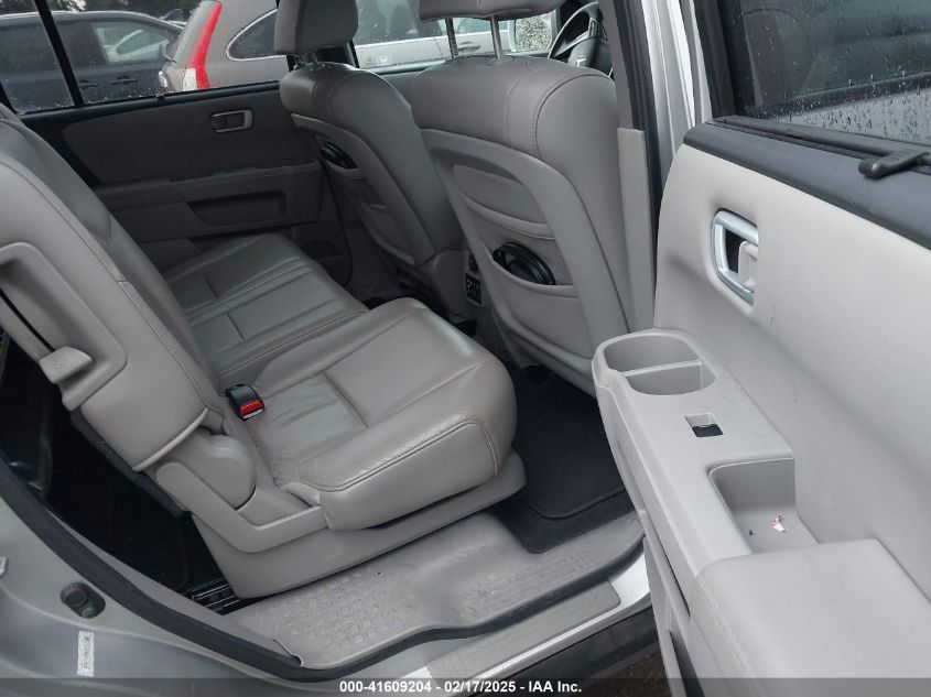 2011 Honda Pilot Touring VIN: 5FNYF4H9XBB052820 Lot: 41609204