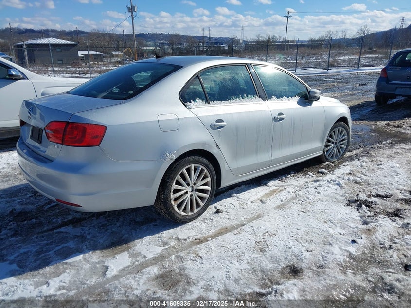 2014 VOLKSWAGEN JETTA VIN: 3VWLL7AJXEM382611