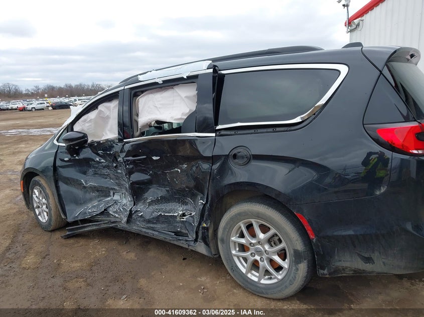 2022 CHRYSLER PACIFICA TOURING L - 2C4RC1BG7NR179214
