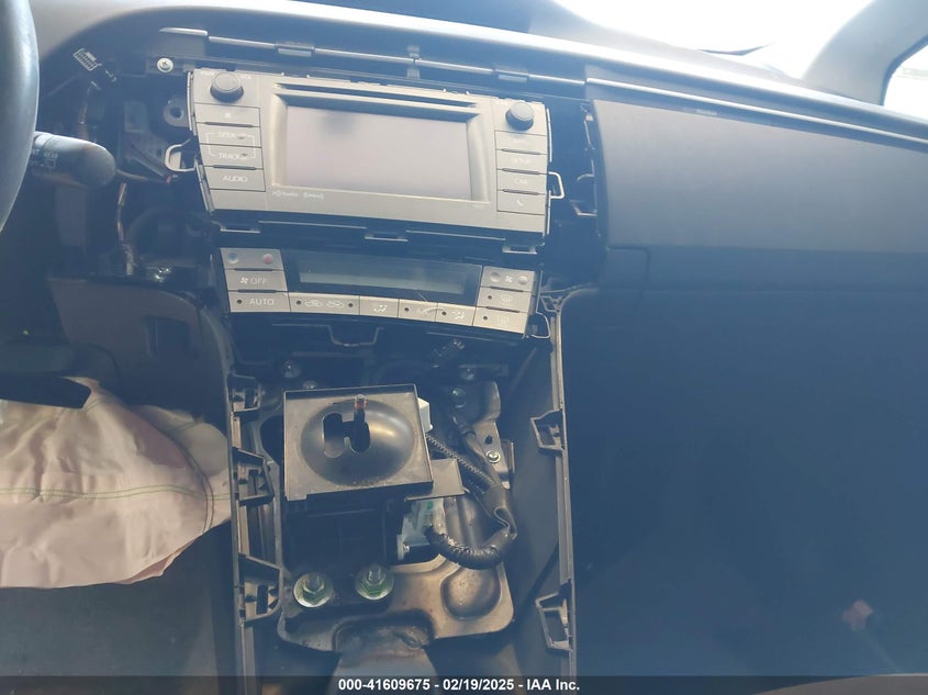 2013 TOYOTA PRIUS VIN: JTDKN3DU6D5590982