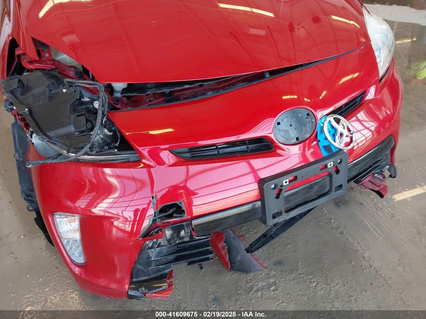 2013 TOYOTA PRIUS VIN: JTDKN3DU6D5590982