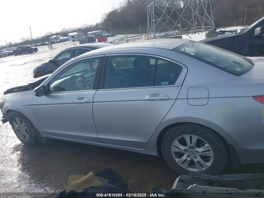 2008 HONDA ACCORD VIN: 1HGCP26488A110946