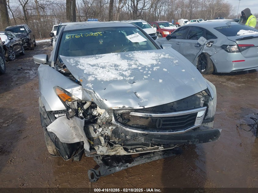 2008 HONDA ACCORD VIN: 1HGCP26488A110946