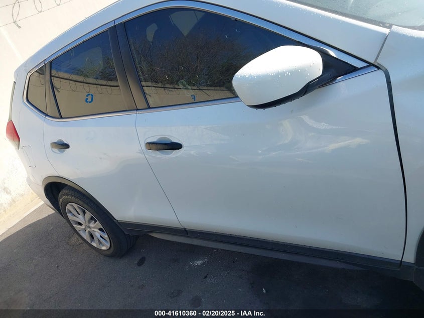 2018 NISSAN ROGUE S - KNMAT2MT5JP599823