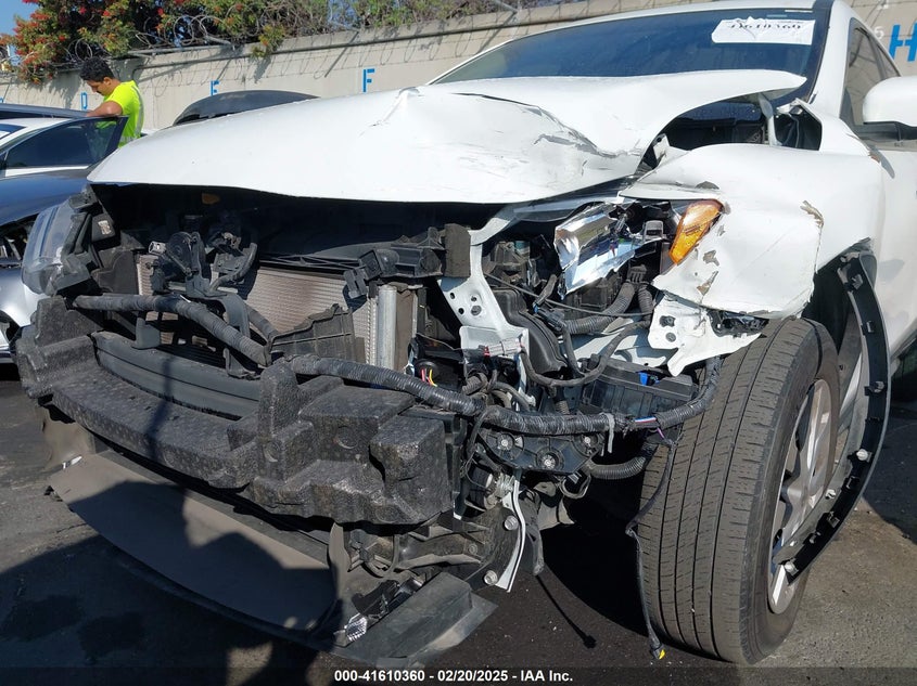 2018 NISSAN ROGUE S - KNMAT2MT5JP599823