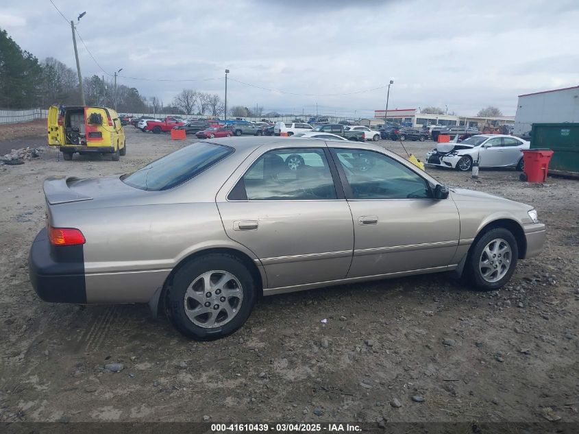 2000 Toyota Camry Xle VIN: JT2BG28K9Y0395225 Lot: 41610439
