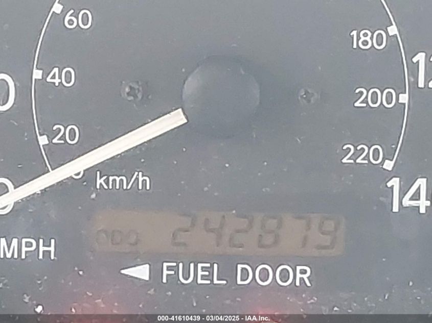 2000 Toyota Camry Xle VIN: JT2BG28K9Y0395225 Lot: 41610439