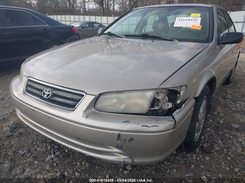 2000 Toyota Camry Xle VIN: JT2BG28K9Y0395225 Lot: 41610439