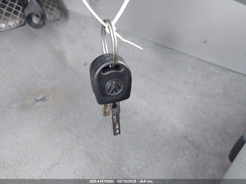 2000 Volkswagen Jetta Gls VIN: 3VWSA29M3YM047424 Lot: 41610862