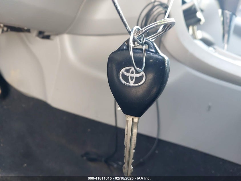 2013 TOYOTA COROLLA LE - 2T1BU4EE3DC983275