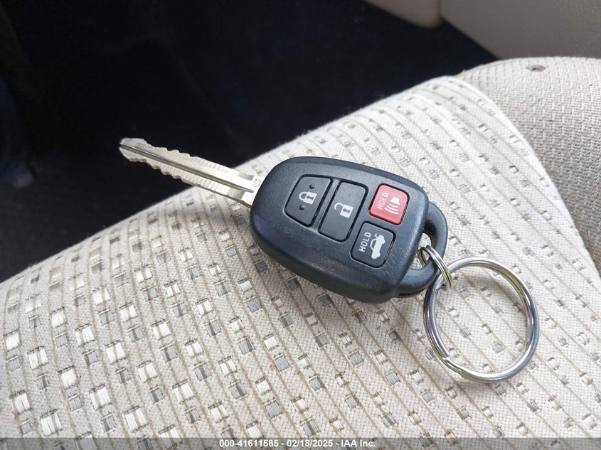 2013 TOYOTA CAMRY VIN: 4T1BF1FK5DU667923