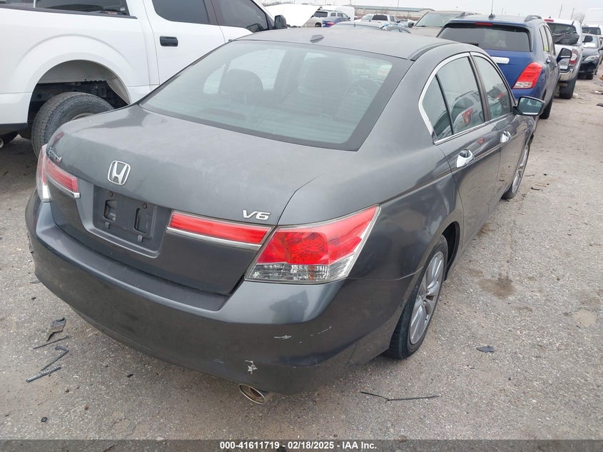 2012 HONDA ACCORD VIN: 1HGCP3F81CA006011