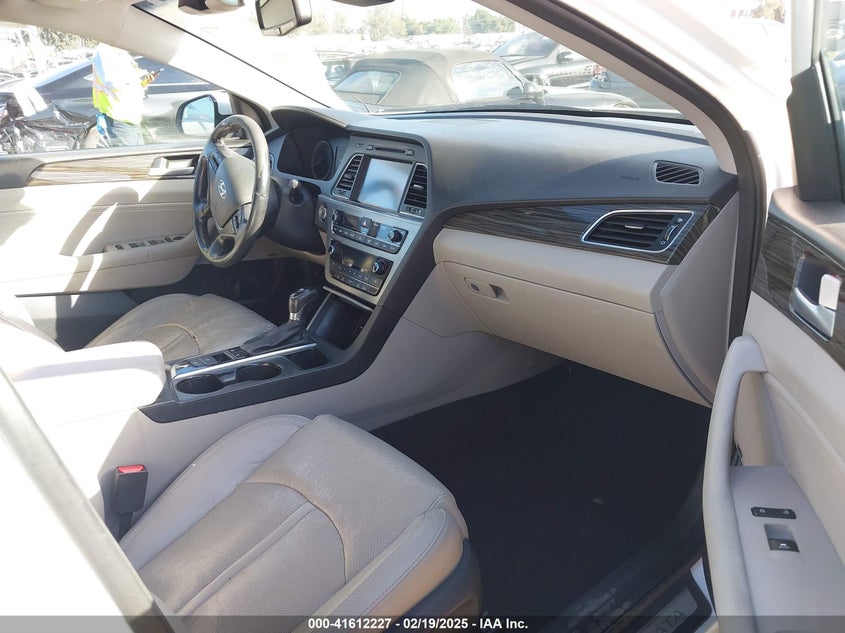 2015 HYUNDAI SONATA LIMITED - 5NPE34AF6FH040957