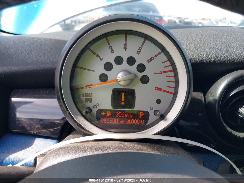 2009 MINI COOPER S VIN: WMWMF73599TW87617