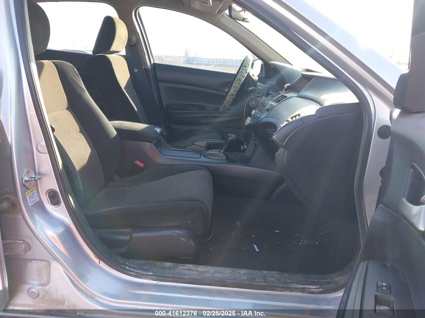 2008 HONDA ACCORD VIN: 1HGCP26408A030542