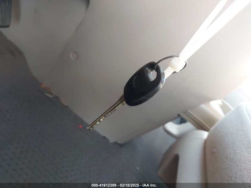 2008 Kia Sedona Lx VIN: KNDMB233086261988 Lot: 41612389