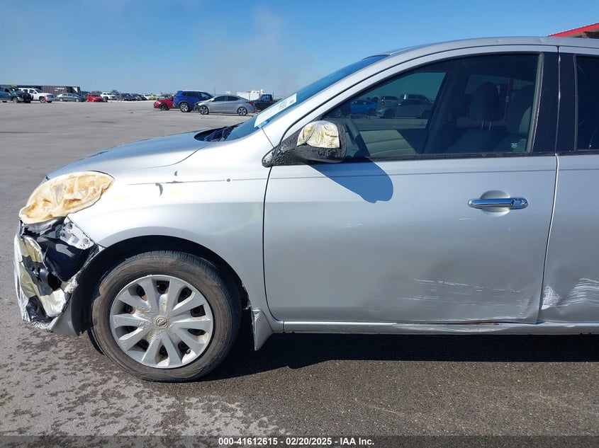 2014 NISSAN VERSA 1.6 SV - 3N1CN7AP1EL801505