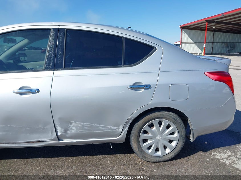 2014 NISSAN VERSA 1.6 SV - 3N1CN7AP1EL801505