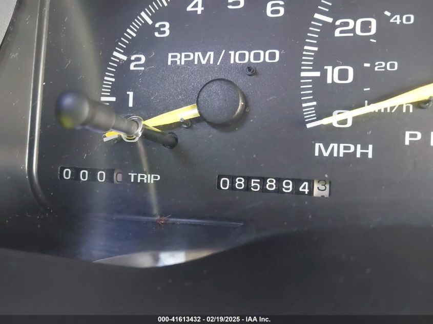 1999 Chevrolet Tahoe Ls VIN: 1GNEK13RXXJ475506 Lot: 41613432