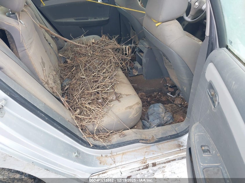 2010 CHEVROLET MALIBU VIN: 1G1ZA5E04AF113225