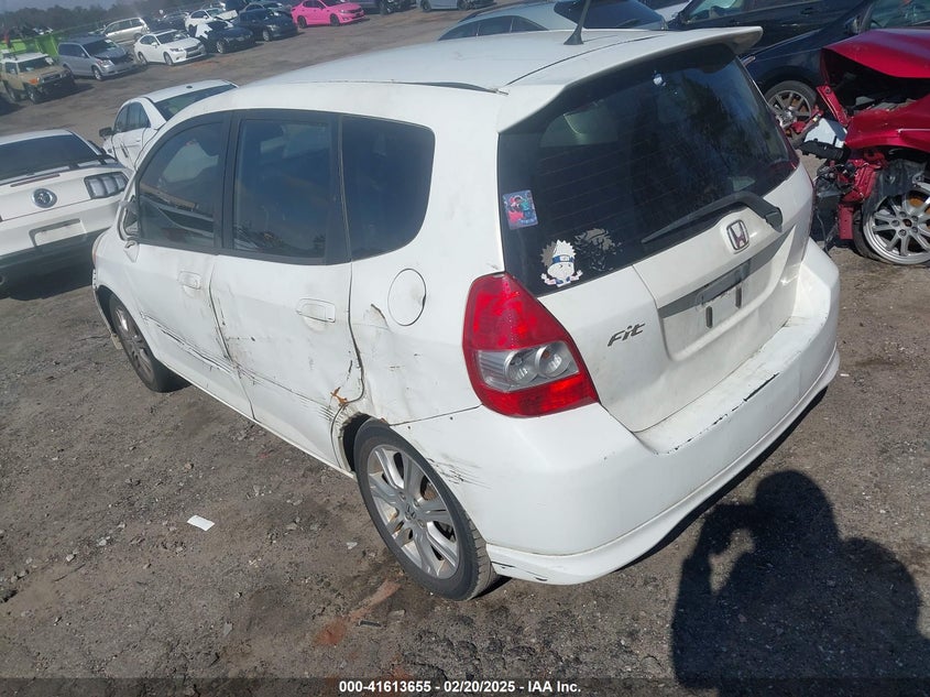 2007 HONDA FIT VIN: JHMGD38657S041251