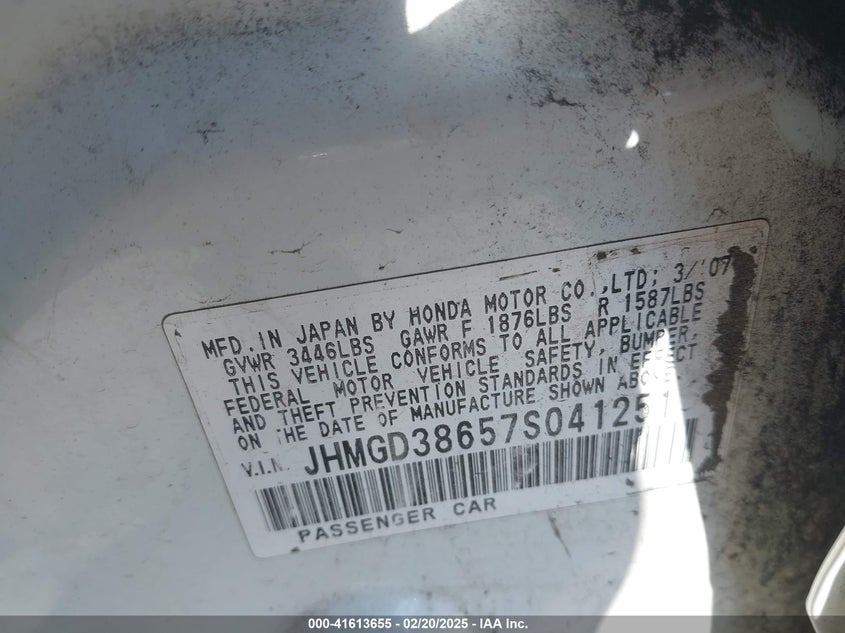 2007 HONDA FIT VIN: JHMGD38657S041251