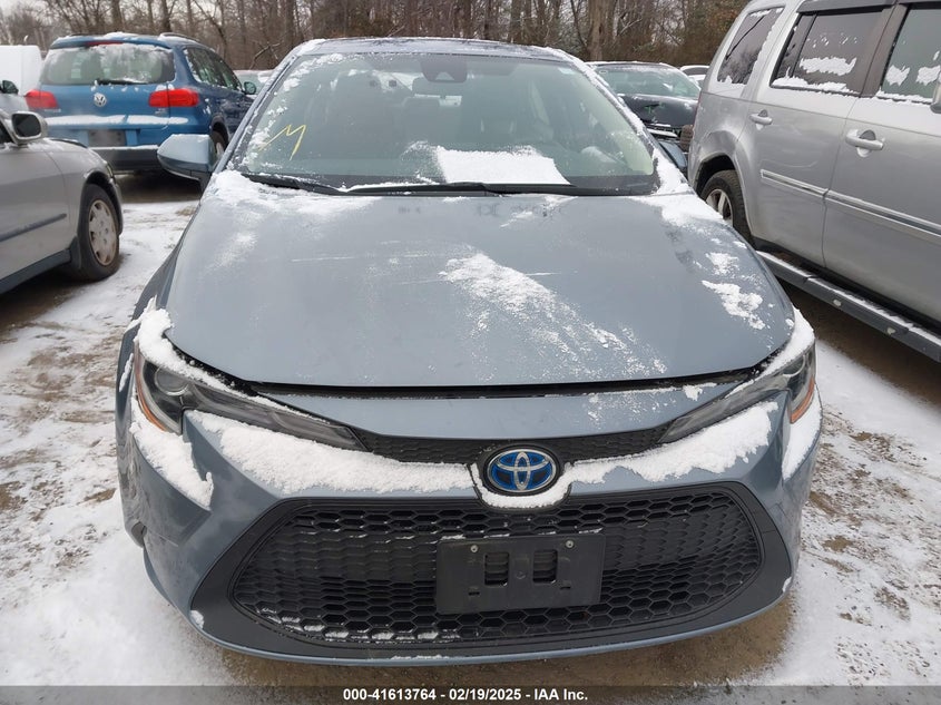 2022 TOYOTA COROLLA VIN: JTDEAMDE0NJ045716