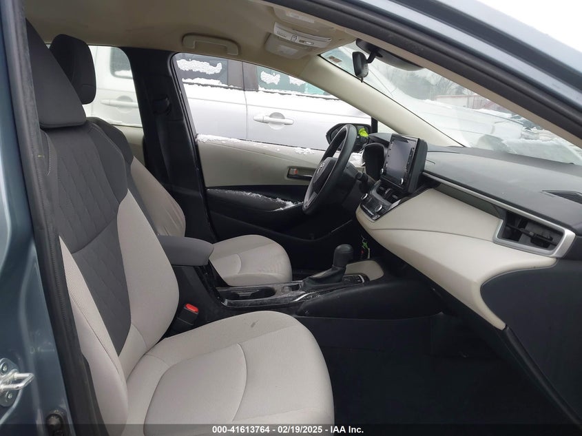 2022 TOYOTA COROLLA VIN: JTDEAMDE0NJ045716