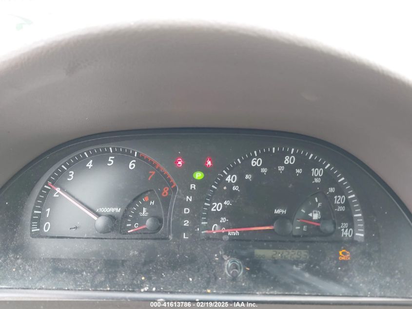 2003 Toyota Camry Le VIN: 4T1BE32K83U682337 Lot: 41613786