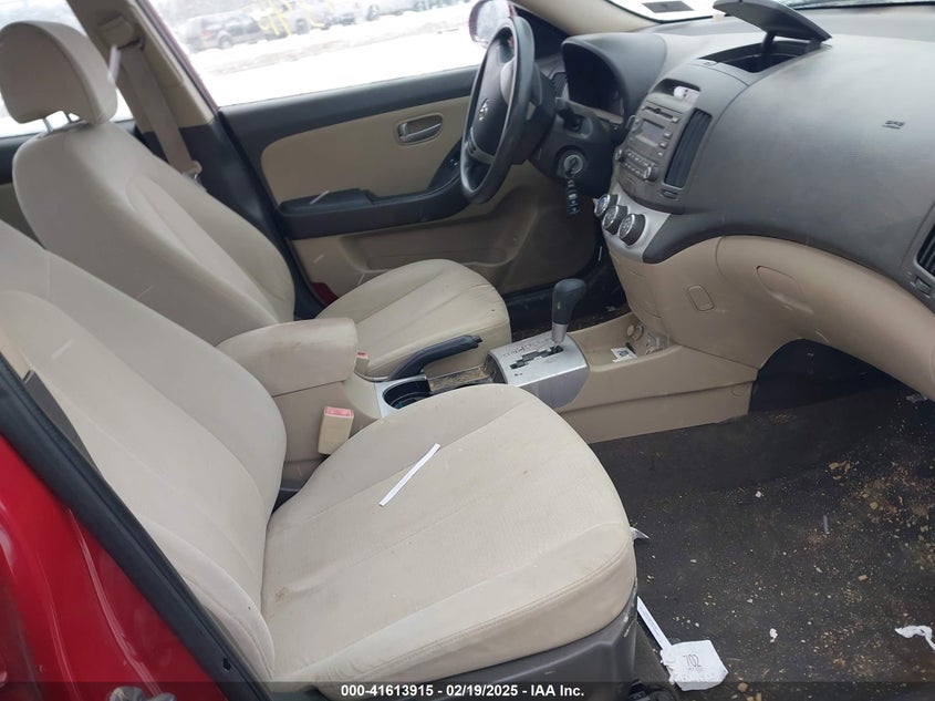 2008 HYUNDAI ELANTRA VIN: KMHDU46D58U541858