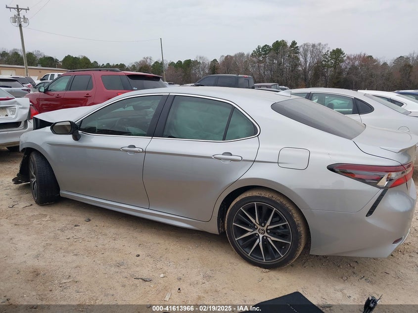 2024 TOYOTA CAMRY SE - 4T1G11AK2RU211798