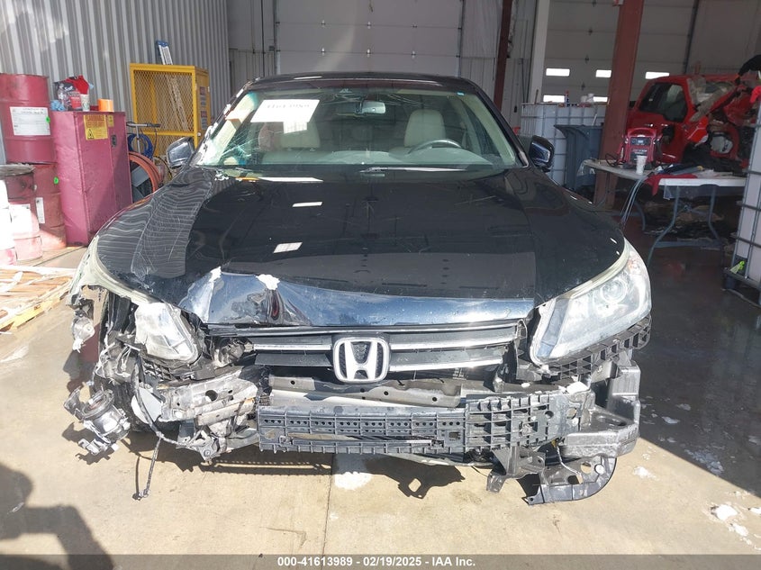 2015 HONDA ACCORD VIN: 1HGCR2F83FA121458