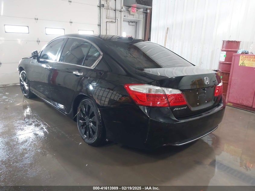 2015 HONDA ACCORD VIN: 1HGCR2F83FA121458
