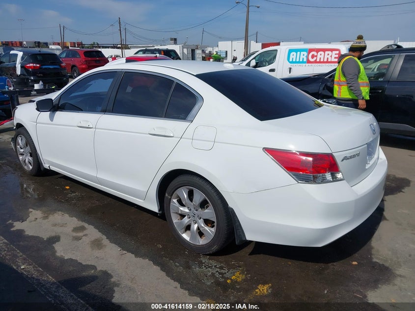 2009 HONDA ACCORD VIN: 1HGCP26899A018796