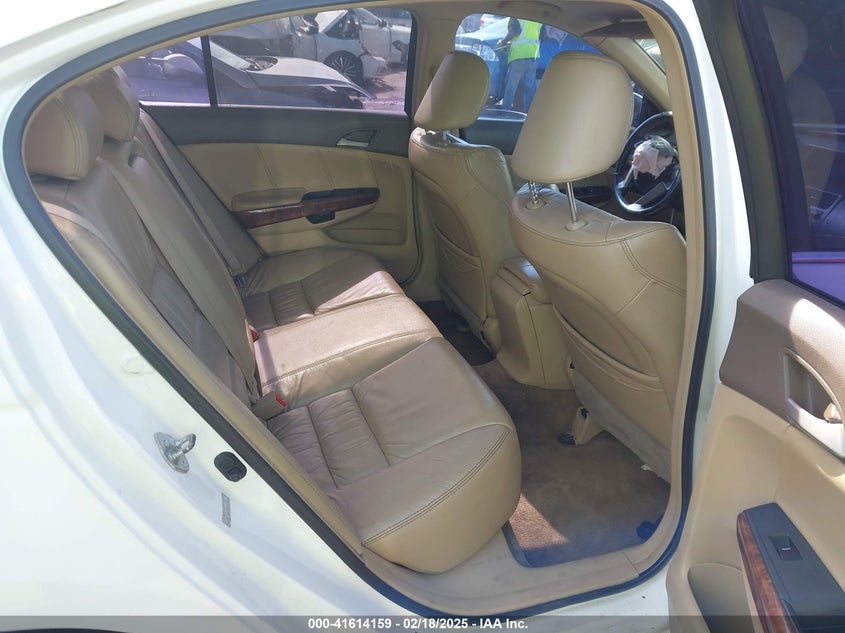 2009 HONDA ACCORD VIN: 1HGCP26899A018796