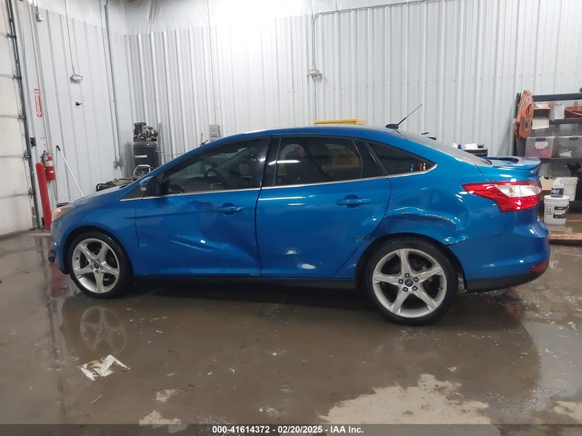 2012 FORD FOCUS VIN: 1FAHP3J22CL329842