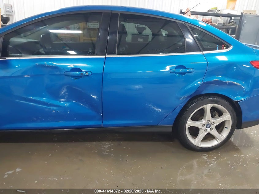2012 FORD FOCUS VIN: 1FAHP3J22CL329842