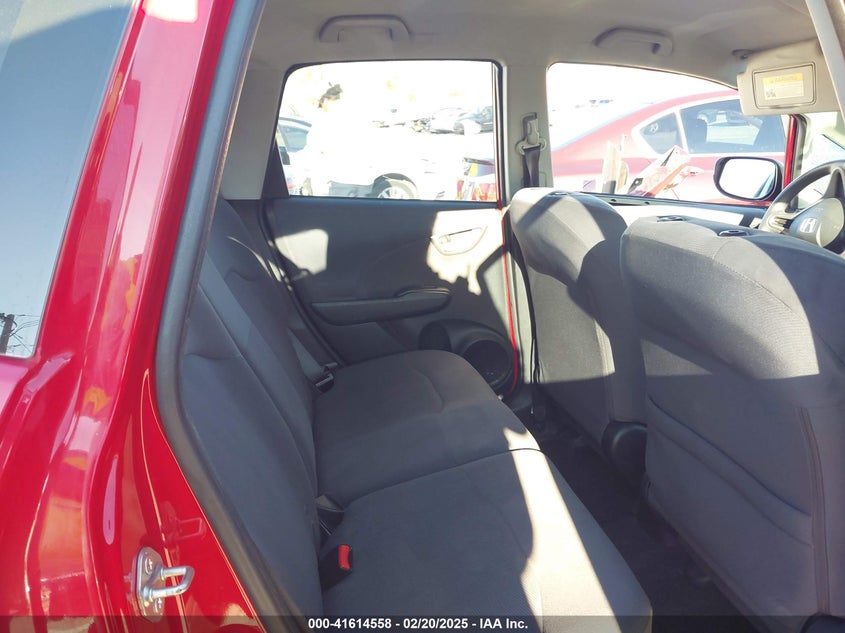 2009 HONDA FIT VIN: JHMGE88219C005870