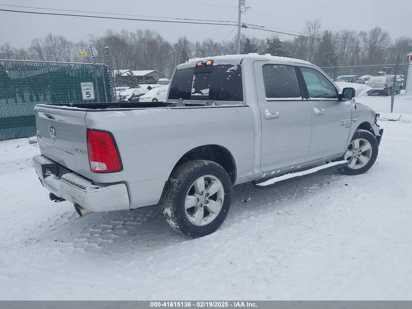 2019 RAM 1500 CLASSIC VIN: 1C6RR7LT0KS570462