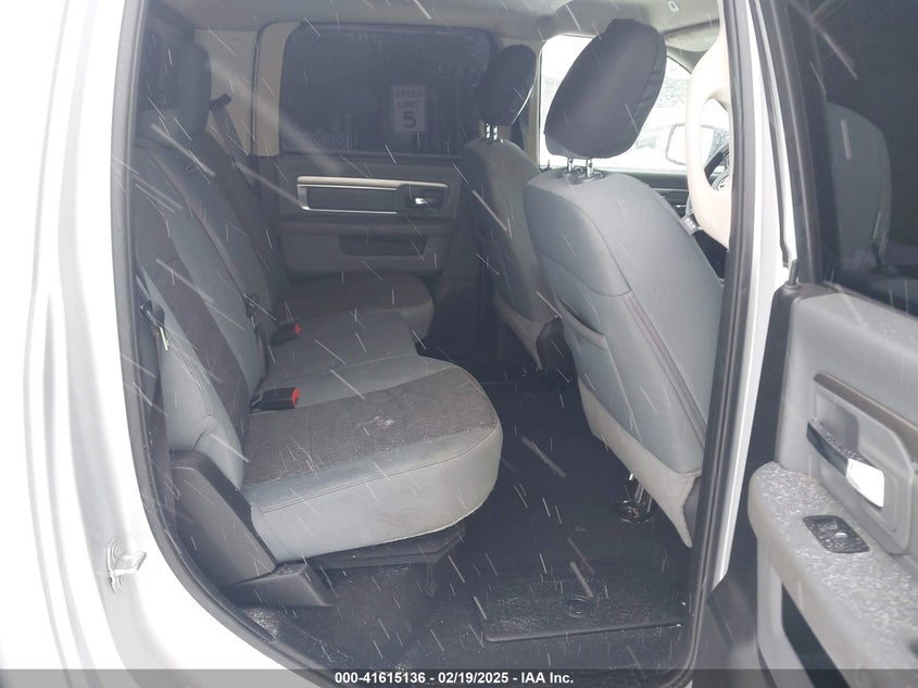 2019 RAM 1500 CLASSIC VIN: 1C6RR7LT0KS570462