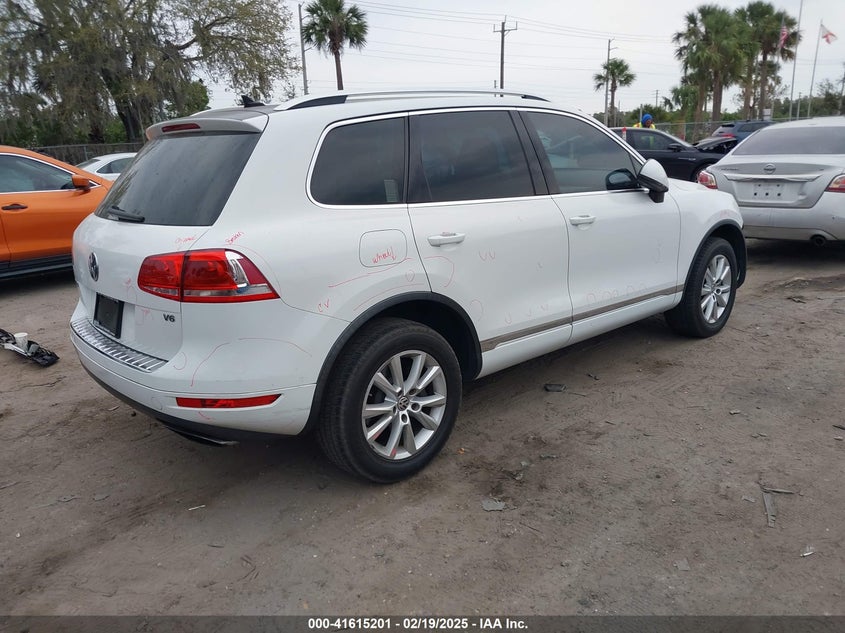 2013 VOLKSWAGEN TOUAREG VR6 SPORT - WVGEF9BP6DD004373