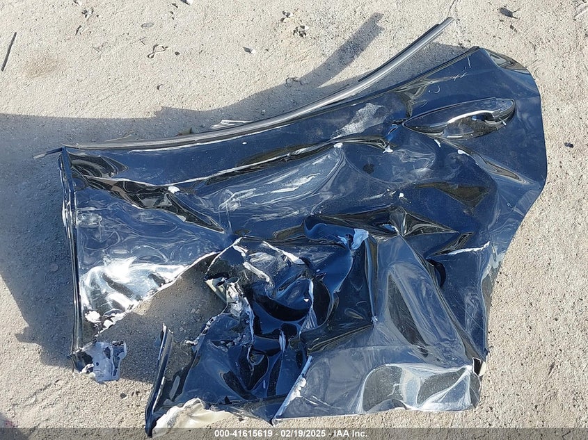 2018 TOYOTA COROLLA SE - 5YFBURHE9JP773901