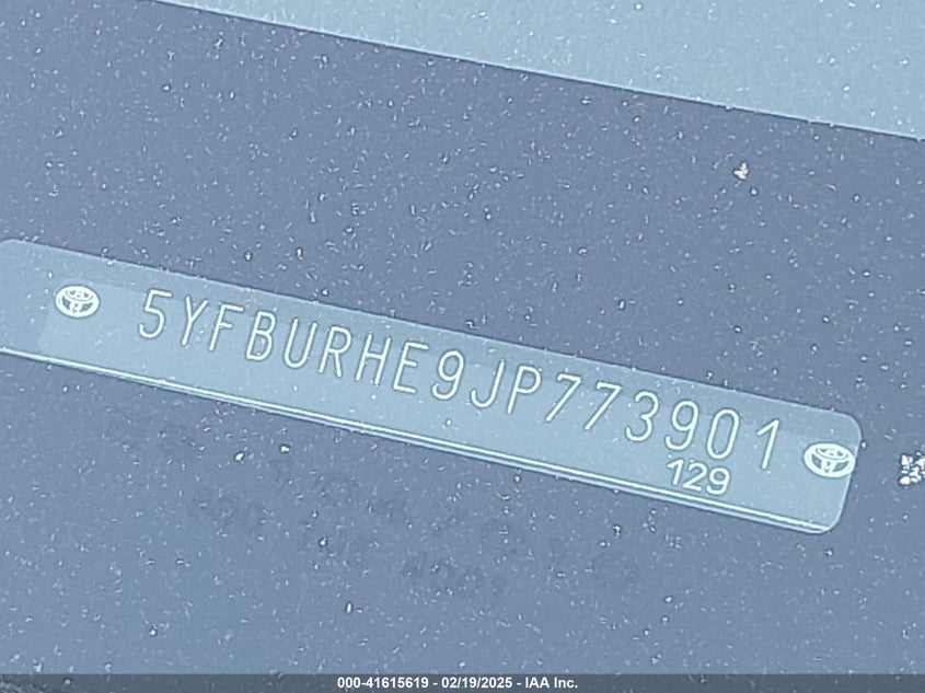 2018 TOYOTA COROLLA SE - 5YFBURHE9JP773901