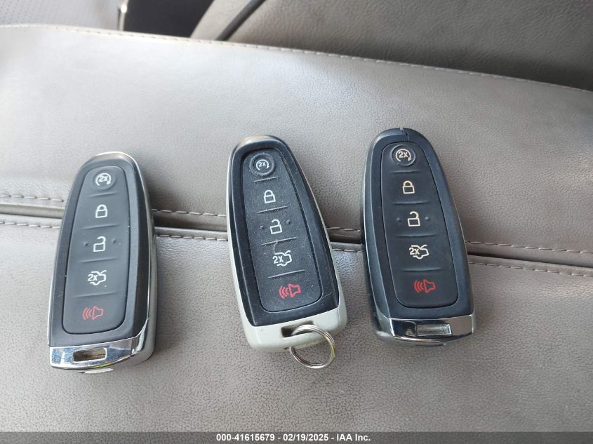 2011 Lincoln Mkx VIN: 2LMDJ8JK2BBJ14015 Lot: 41615679