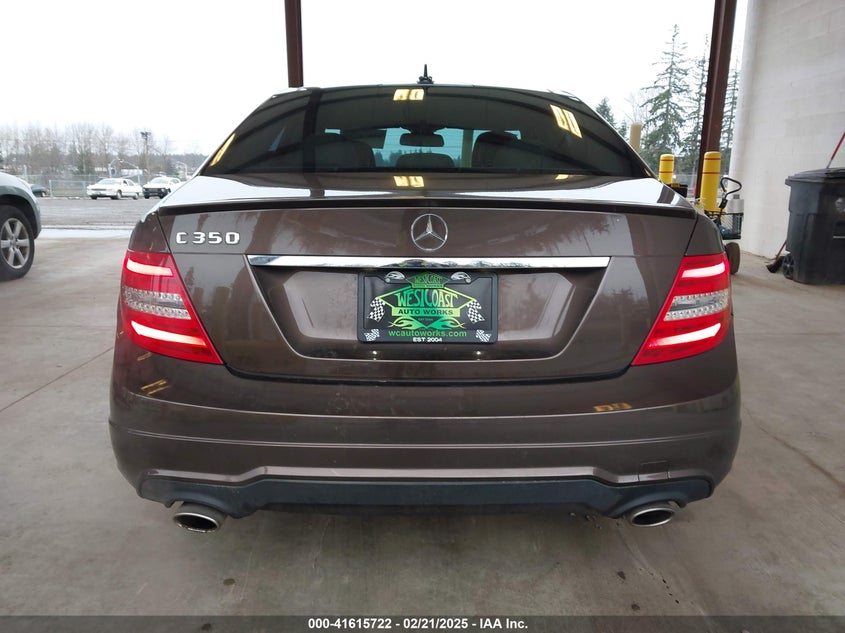 2013 MERCEDES-BENZ C 350 SPORT - WDDGF5HB7DG147211